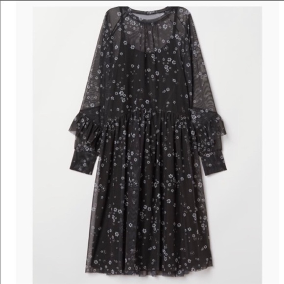 Floral Boho dress with tank dress under - Picture 9 of 10